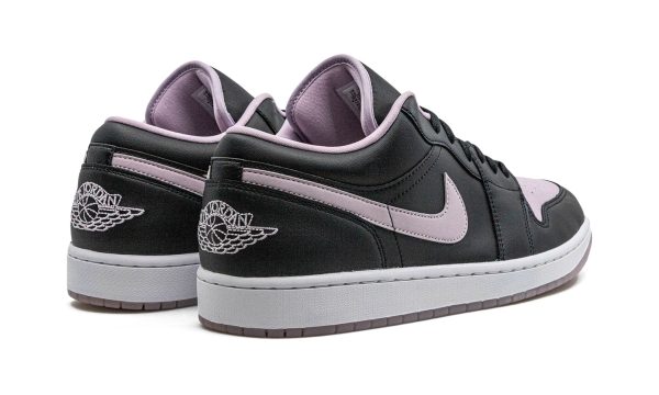 Air Jordan 1 Low  Black Iced Lilac  Sale Fashion