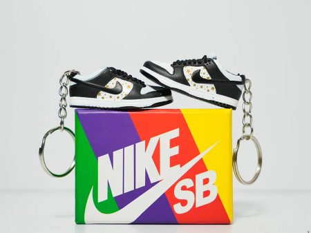 3D Sneaker Keychain With Box - Nike Dunk low Supreme Panda For Discount