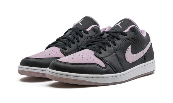 Air Jordan 1 Low  Black Iced Lilac  Sale Fashion