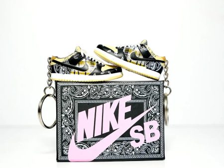 3D Sneaker Keychain With Box - SB Dunk Travis Online Sale