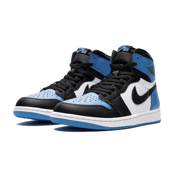 Air Jordan 1 Retro High OG UNC Toe (GS) Online Hot Sale